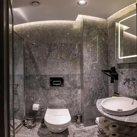 Peri Taksim Hotel 2*