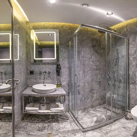 Hotel Peri Taksim 2*